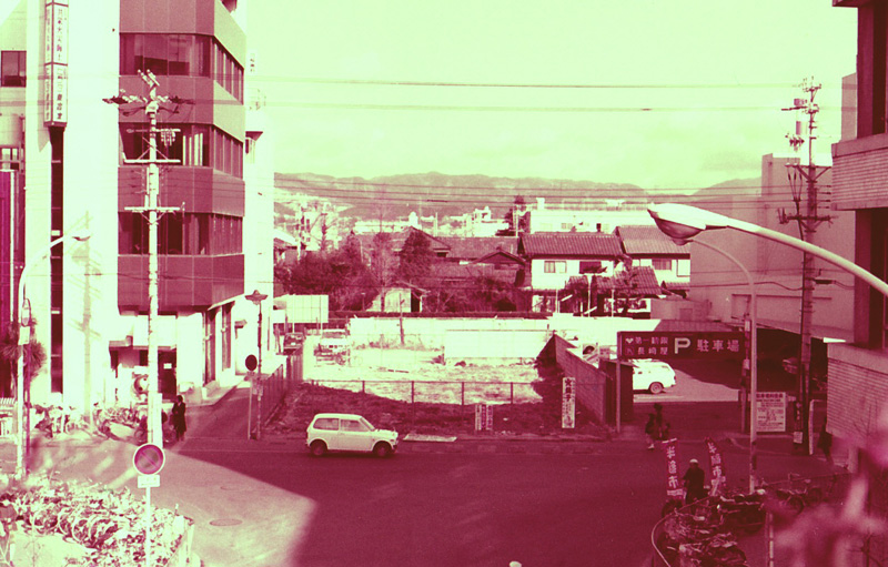 昭和50年頃（西暦1975年）の永代町。現在の国里ビルの立地